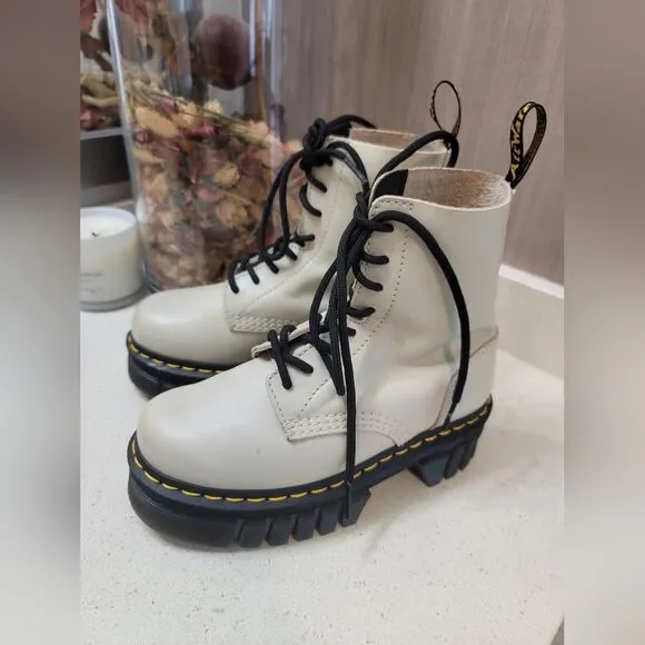 Dr. Martens Audrick 8-Eye Platform Combat Boots US 5 Ladies
