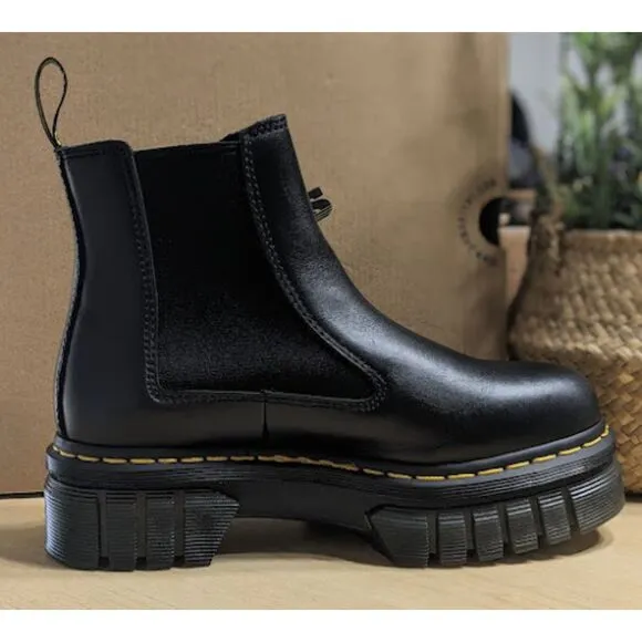 Dr. Martens Audrick Black Nappa Lux Leather Platform Chelsea Boots UK 6 NIB