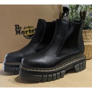 Dr. Martens Audrick Black Nappa Lux Leather Platform Chelsea Boots UK 6 NIB