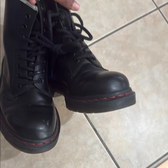 Dr. Martens Black and Blue the who Boots Sz 8 women’s 1460