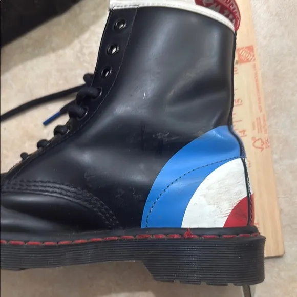 Dr. Martens Black and Blue the who Boots Sz 8 women’s 1460