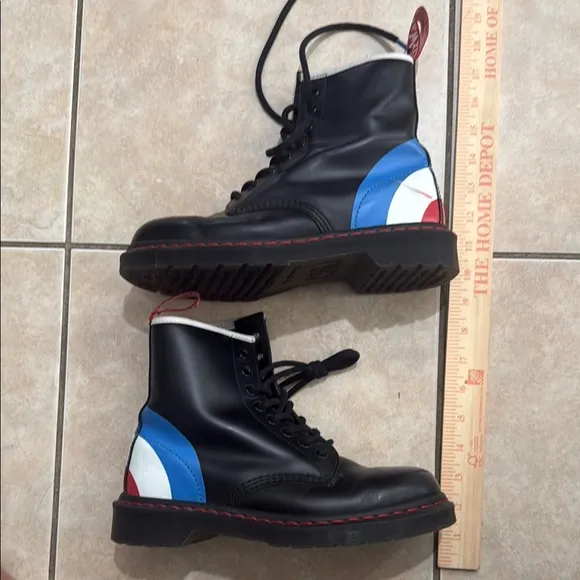 Dr. Martens Black and Blue the who Boots Sz 8 women’s 1460