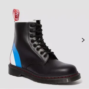 Dr. Martens Black and Blue the who Boots Sz 8 women’s 1460