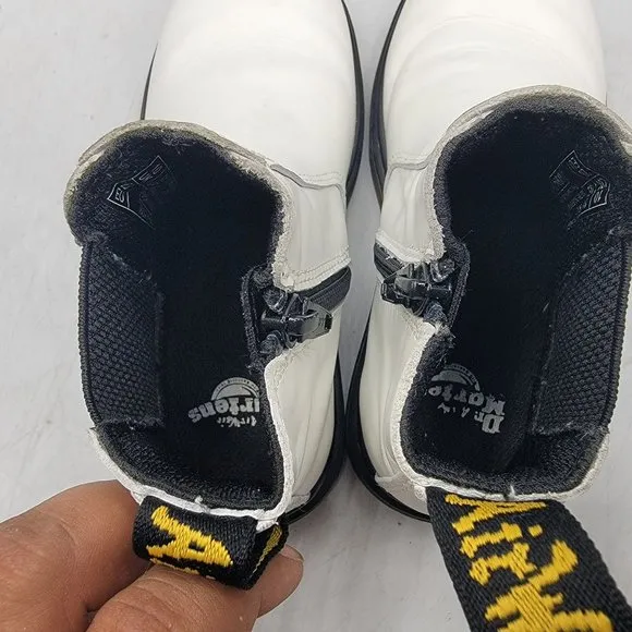 Dr. Martens Junior Size 11 White Smooth Leather Chelsea Boots Walking 2976J