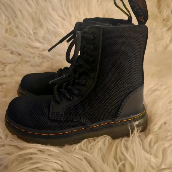 Dr. Martens Kids Size 11  Black Canvas Eye Ankle Fashion Boots