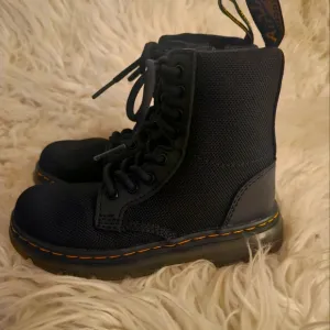 Dr. Martens Kids Size 11  Black Canvas Eye Ankle Fashion Boots
