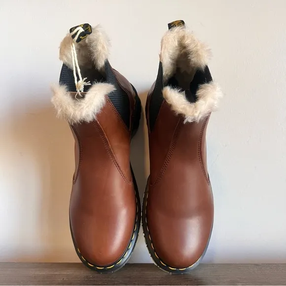 Dr. Martens Leonore Faux Fur Lined Women's Pull On Boot Size 10 SKU#243177