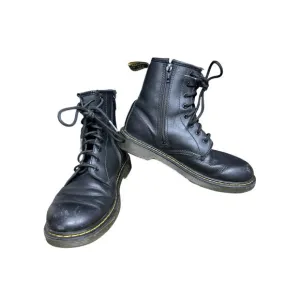 Dr. Martens Unisex Youth 1460 Softy Black Lace Up Leather Combat Boots Size 5Y