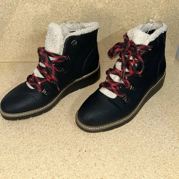 Dr. Scholl's Black Foam Technology Shoes (BBB111)