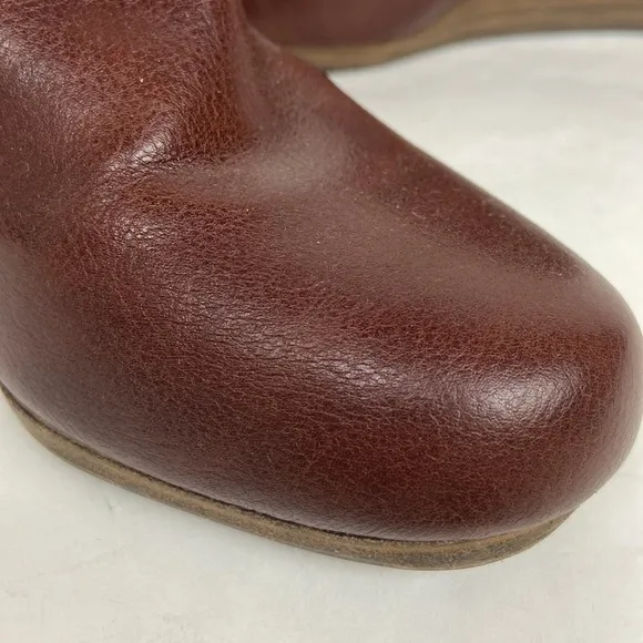 Dr. Scholls Cool Fit Memory Foam Double Vegan Leather Faux Suede Wedge Bootie