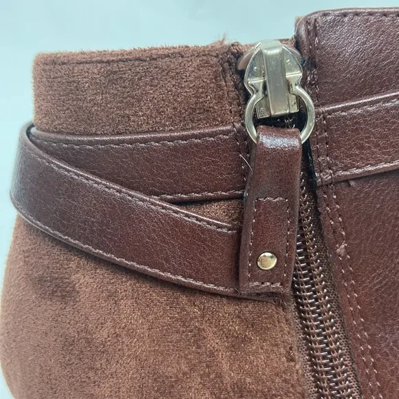 Dr. Scholls Cool Fit Memory Foam Double Vegan Leather Faux Suede Wedge Bootie