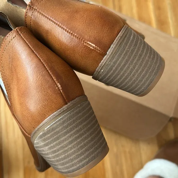 Dr. Scholl's Women Lucille Ankle Pull slip on western Bootie size 10M tan brown