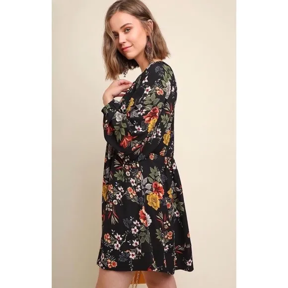 Dreamy Floral Mini Dress | Fall Fashion 2019