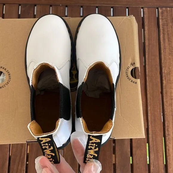 Dr.Martens 2976 Softy T Leather Chelsea Boots White Women 9/UK 7(27475100)$170
