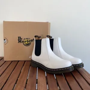 Dr.Martens 2976 Softy T Leather Chelsea Boots White Women 9/UK 7(27475100)$170
