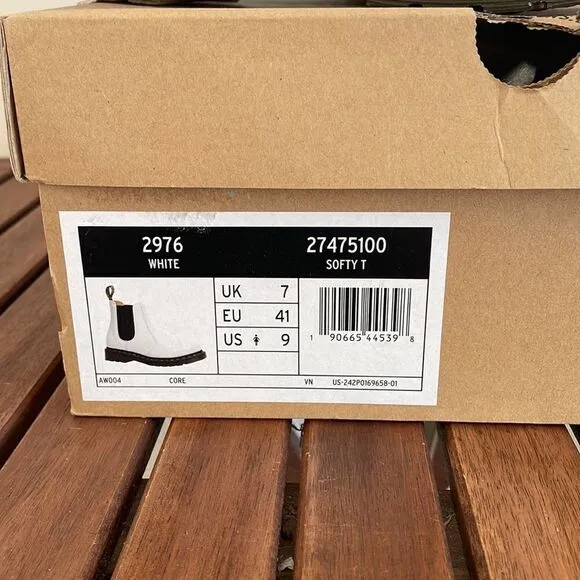 Dr.Martens 2976 Softy T Leather Chelsea Boots White Women 9/UK 7(27475100)$170