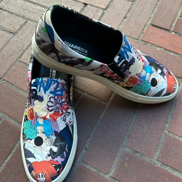 DSQUARED2 slip on shoes. Like New. Size 43 European
