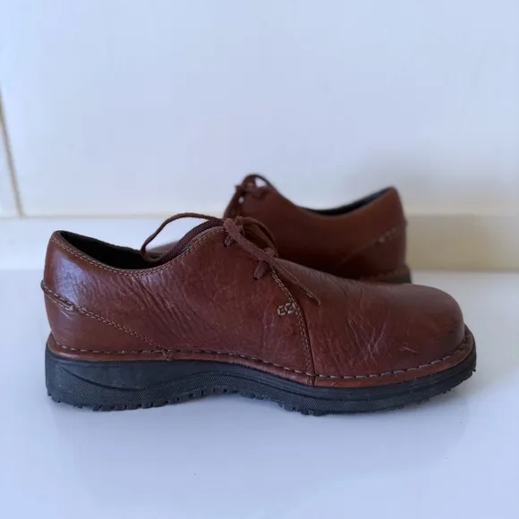 Dunham Shoes  Oxford Leather Brown Slip Resistant Mens SZ 9D