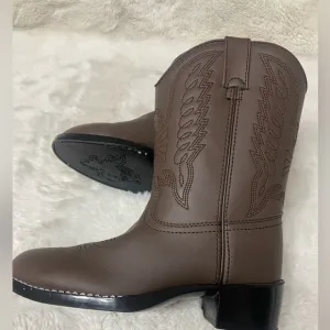 Durango Kids brown cowboy boots size 3