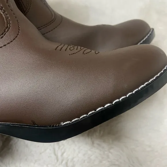 Durango Kids brown cowboy boots size 3