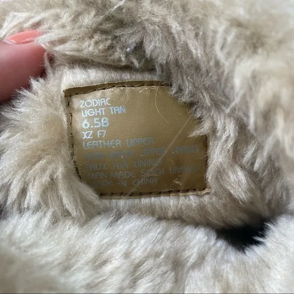 Earth Shoes Zodiac Tan Suede Faux Fur Lace-Up Boots, Size 6.5