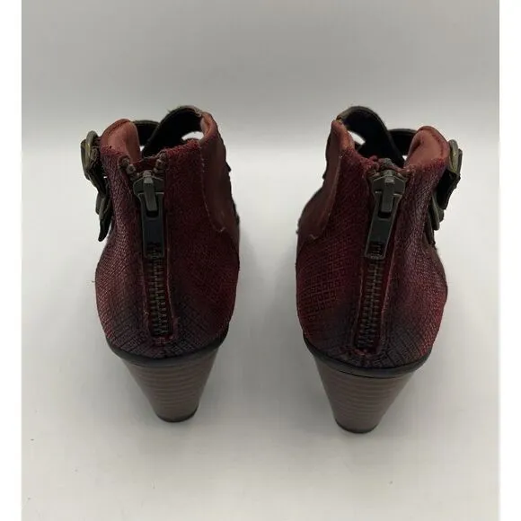 Earth Women's Amber Boot Size 7B Come Heel Bootie Brown Leather Funky Bootie