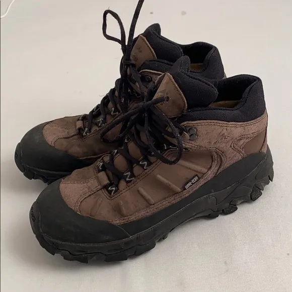 Eastern Mountain Sports Twin Mtn Mid GTX Gunsmoke mid hiking boots