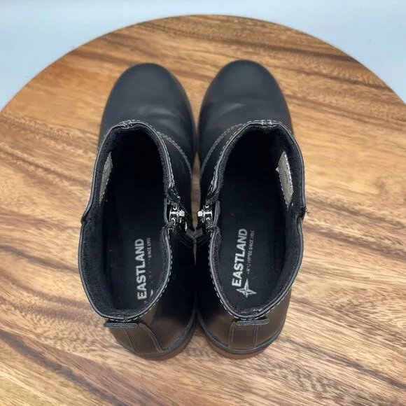 Eastland Juniper Boots Size 7 M Black Faux Leather Round Toe Side Zip Block Heel