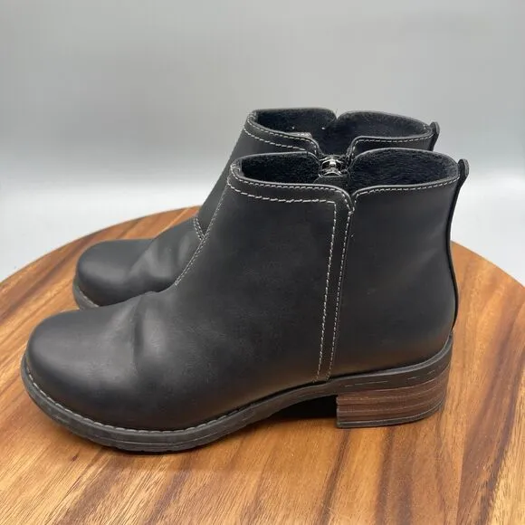 Eastland Juniper Boots Size 7 M Black Faux Leather Round Toe Side Zip Block Heel