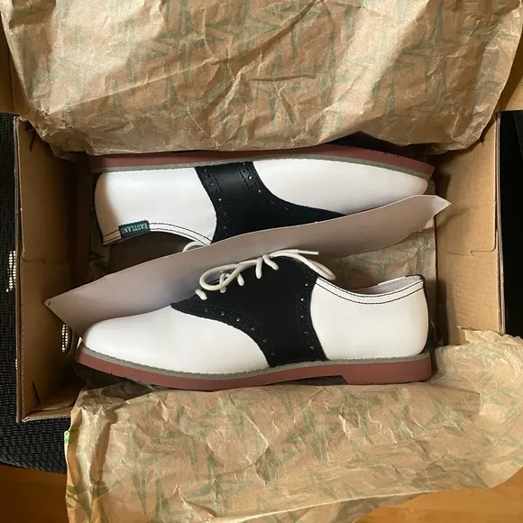 EASTLAND Leather Memory Foam Lace Up Oxfords Shoes