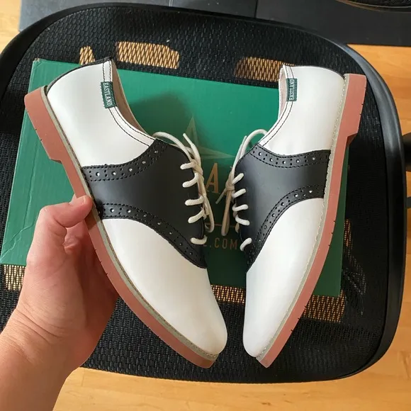 EASTLAND Leather Memory Foam Lace Up Oxfords Shoes