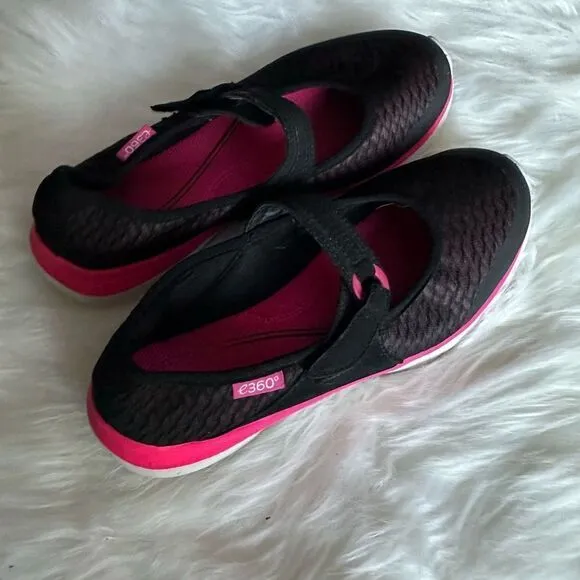 Easy Spirit black Mariel walking shoe E360 velcro hoop and loop closure, easy sl
