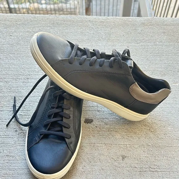 ECCO Black Leather Men's Sneakers/ZIZE 8.5