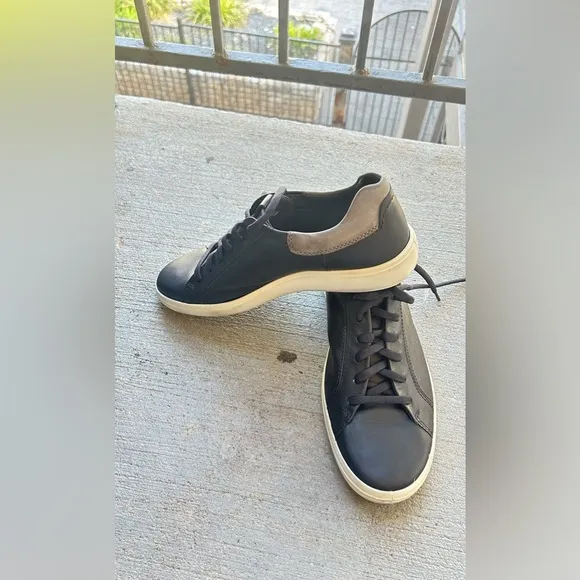 ECCO Black Leather Men's Sneakers/ZIZE 8.5