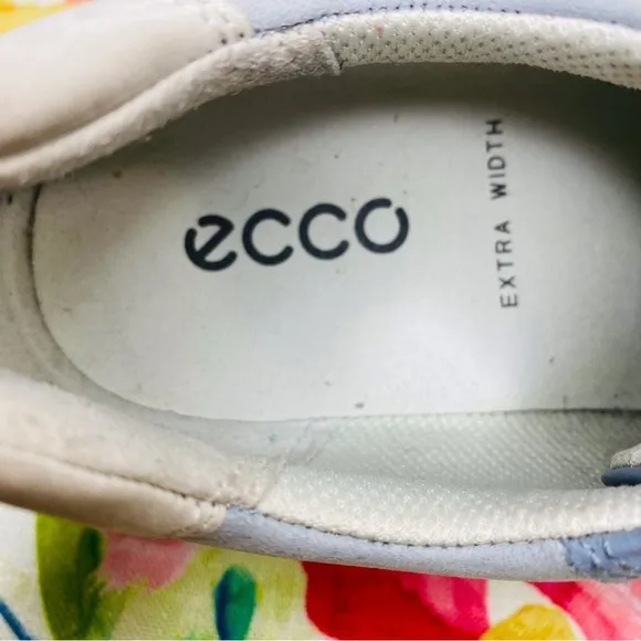 Ecco Blue Leather Athletic Walking Sneaker Shoes Size 7 Extra Width