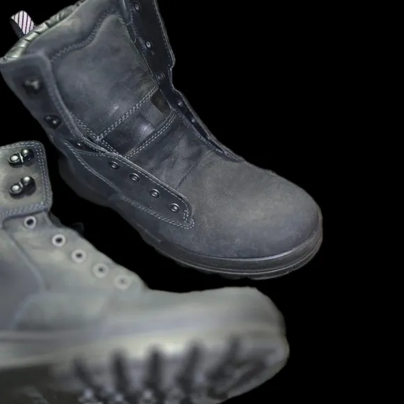 Ecco Boots