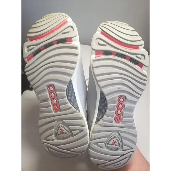 ECCO Receptor Grey Suede Comfort Walking Shoes Women's Size 5.5