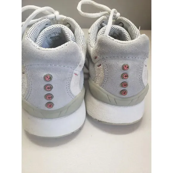 ECCO Receptor Grey Suede Comfort Walking Shoes Women's Size 5.5