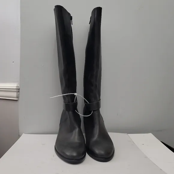 ECCO SHAPE 55 MOONLESS LEATHER BOOTS