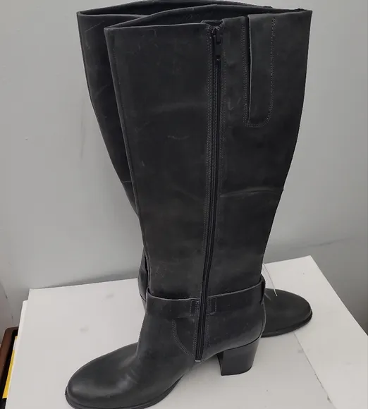 ECCO SHAPE 55 MOONLESS LEATHER BOOTS