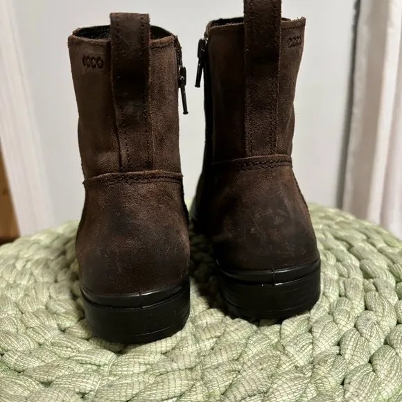 Ecco Touch 15 B Coffee Brown Oiled Leather Lightweight Flat Ankle Boots NWOB