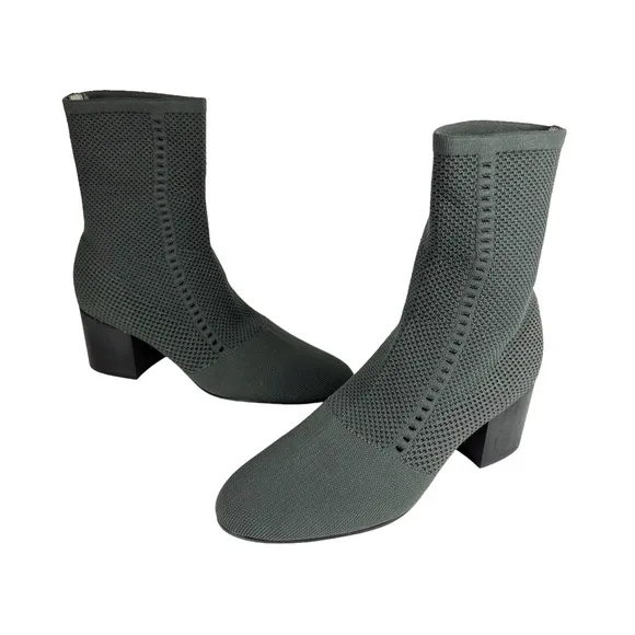 Eileen Fisher CHOICE Graphite Grey Mesh Knit Stretch Sock Ankle Booties Boots 10