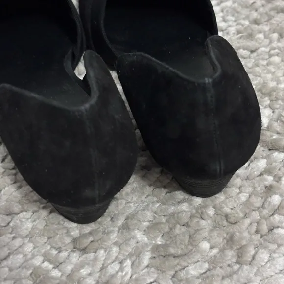 EILEEN FISHER Slip On Pumps Size: 8.5M