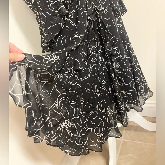 Elegant Lauren Ralph Lauren silk chiffon tiered skirt!