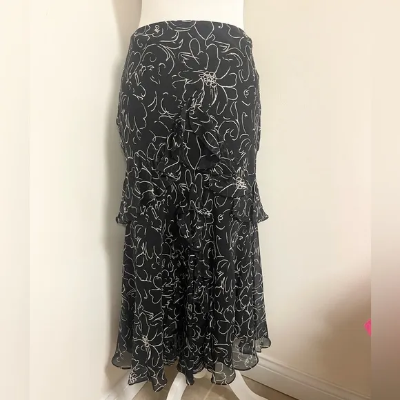 Elegant Lauren Ralph Lauren silk chiffon tiered skirt!