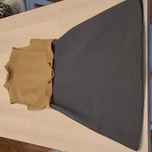 EUC 1950s/60s Cabot Vintage 100% Pure Virgin Wool Belted Dress Set