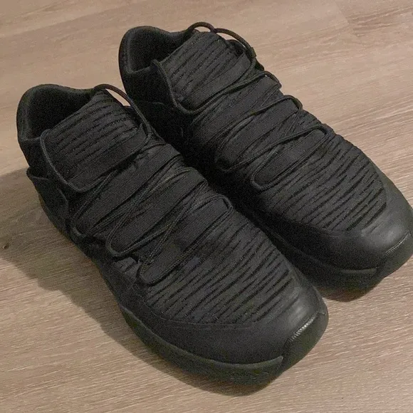 EUC [Jordan] Formula 23 Low All Black Mesh Fabric Athletic Sneakers Men’s Sz 11