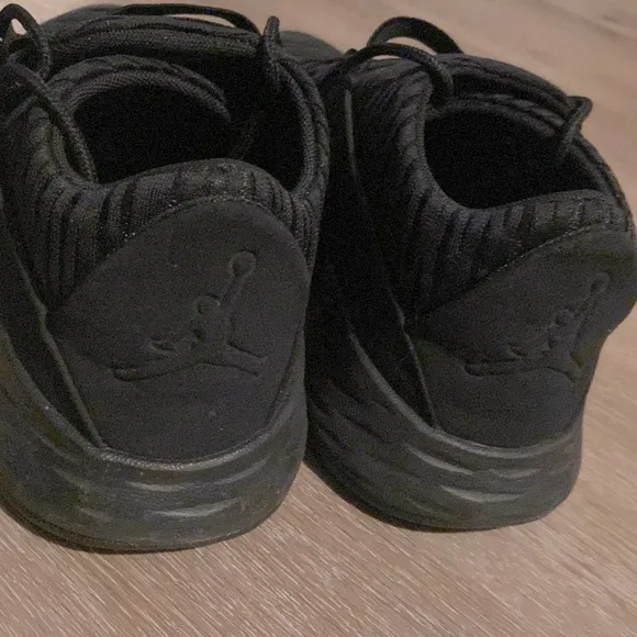 EUC [Jordan] Formula 23 Low All Black Mesh Fabric Athletic Sneakers Men’s Sz 11
