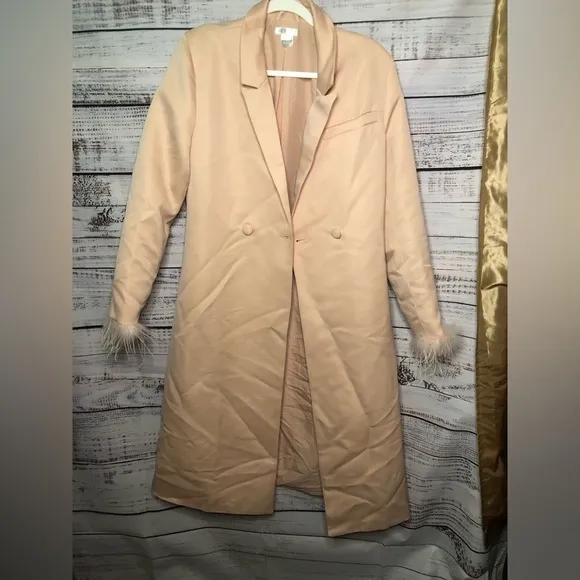 Feather Cuff Tuxedo CoatElegant Pink Peach Feather-Trimmed Coat