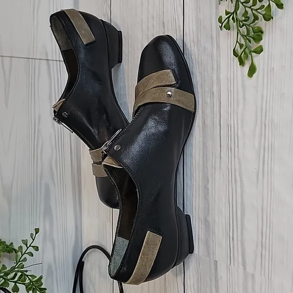Fidji Pumps Low Heel Black &amp; Tan With Zip Vamp Womens Size 8.5 (EU 39)
